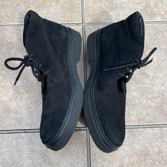 Tod’s black suede boots - Picture 9 of 12